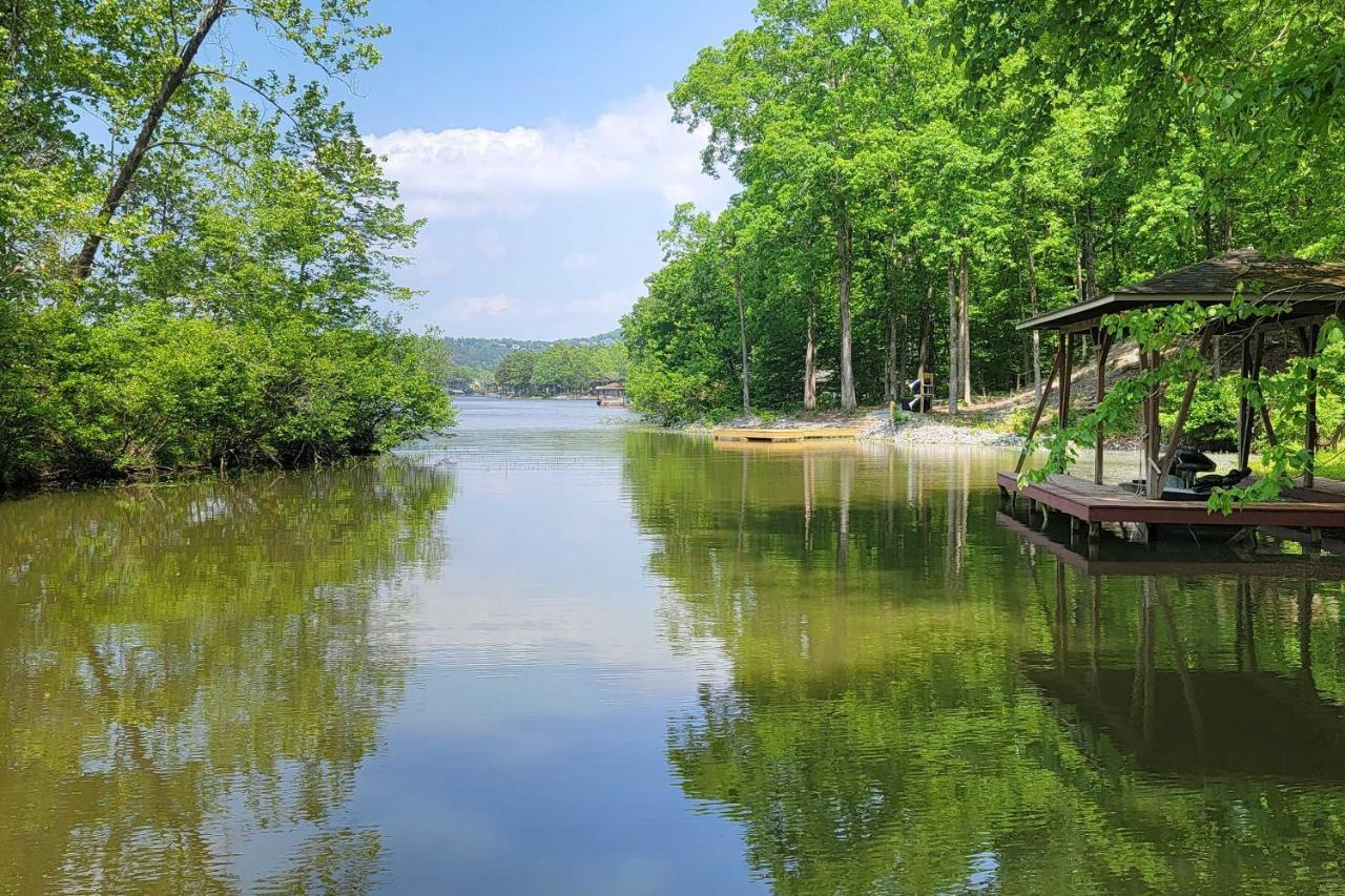 Lakeside Hot Springs Retreat With Kayaks And Boat Dock Hot Springs Village 외부 사진