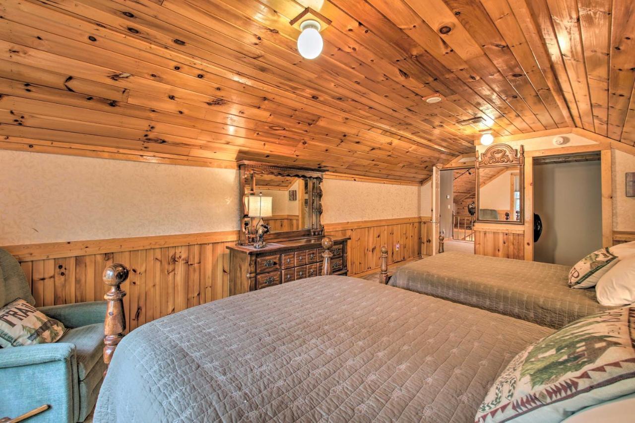 Lakeside Hot Springs Retreat With Kayaks And Boat Dock Hot Springs Village 외부 사진